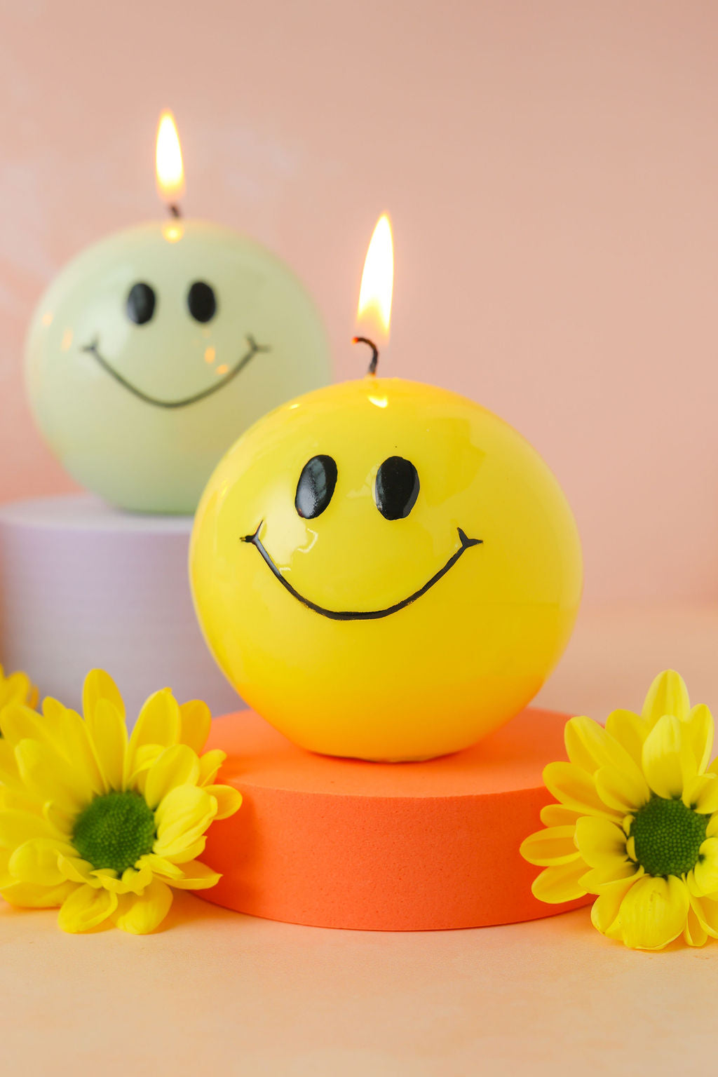 Smiley Kaars Yellow - Verpakt per 6 stuks